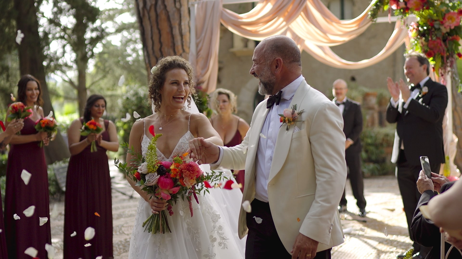 what is a destination wedding
